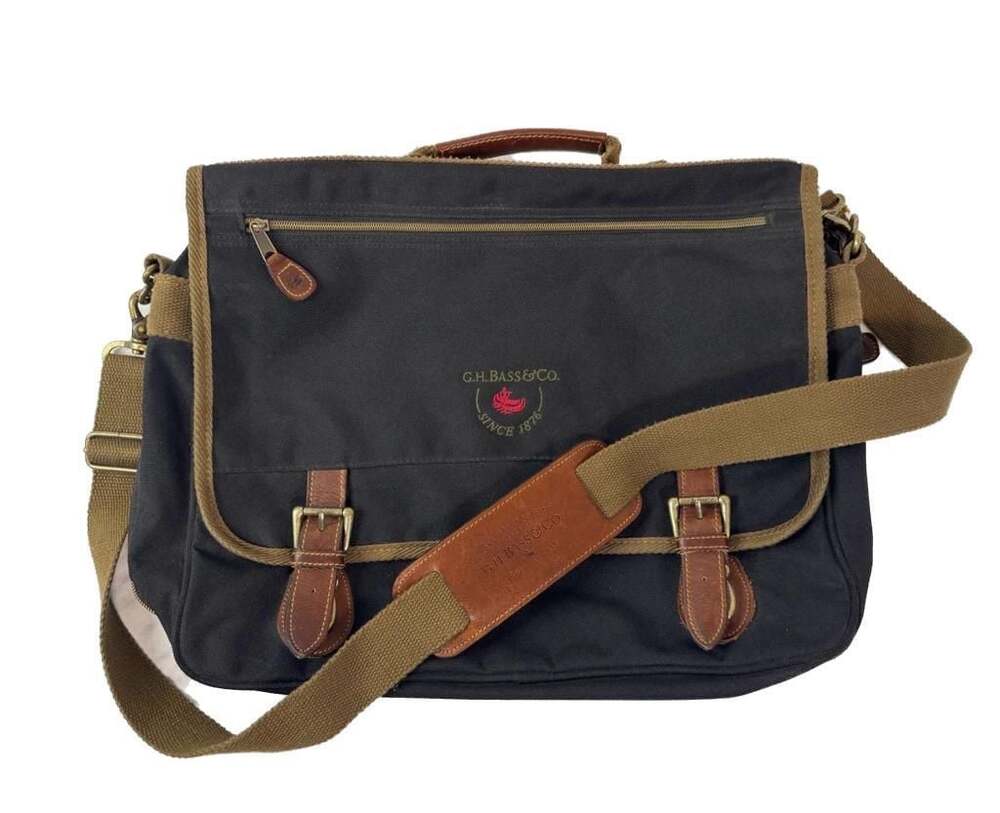 G.H. Bass & Co. Vintage Canvas and Leather Explorer Messenger Laptop Briefcase E